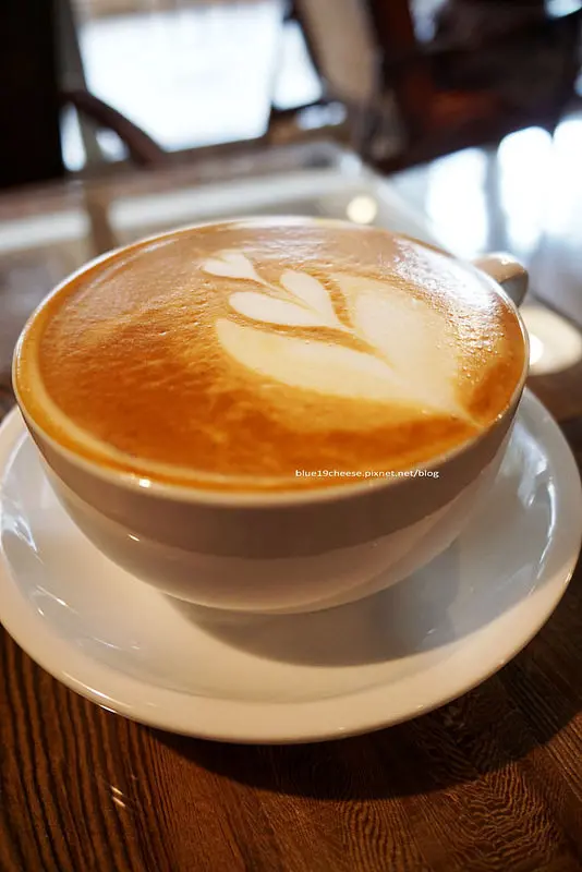 【台中南屯】鐵得咖啡TED COFFEE - 咖啡.貝果.甜點.復古工業風