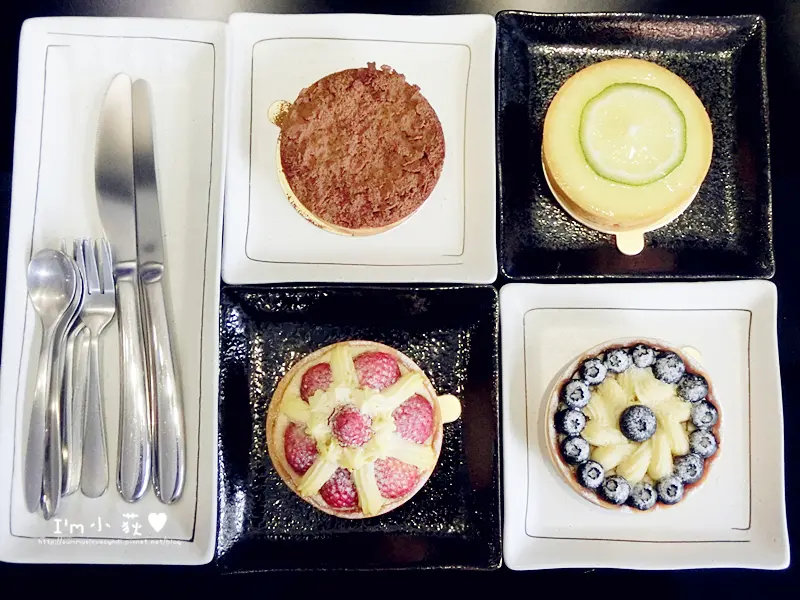 新銳咖啡Sensory cafe。每日限量手工製作的草莓塔、藍莓塔、檸檬塔、可可塔!輕食甜點!惡棍英雄死侍造型蛋糕!