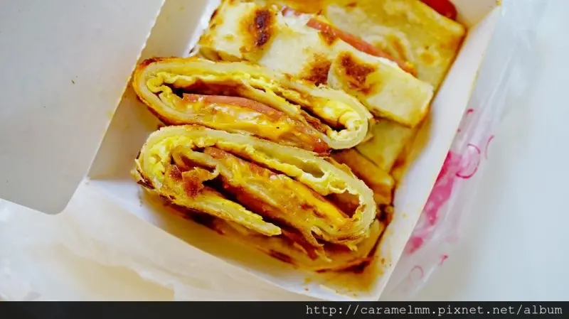 【台北大安】宏廚手擀皮 手工蛋餅 酥脆厚實蛋餅 通化夜市 臨江街夜市 臨江夜市 早餐推薦 信義安和捷運站/湳山戲院