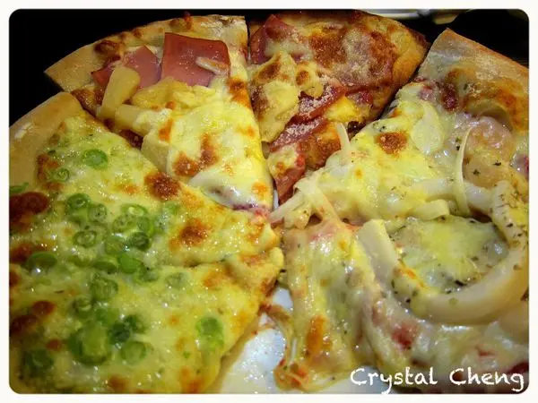 【台中好食推薦】比薩斜塔 Pizza吃到飽 出乎意料可口的薄pizza!!