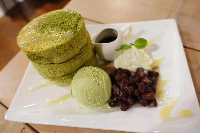 『捷運板橋站』Eilleens coffee x SQUAD-純手工製作、抹茶控必來工業風咖啡廳