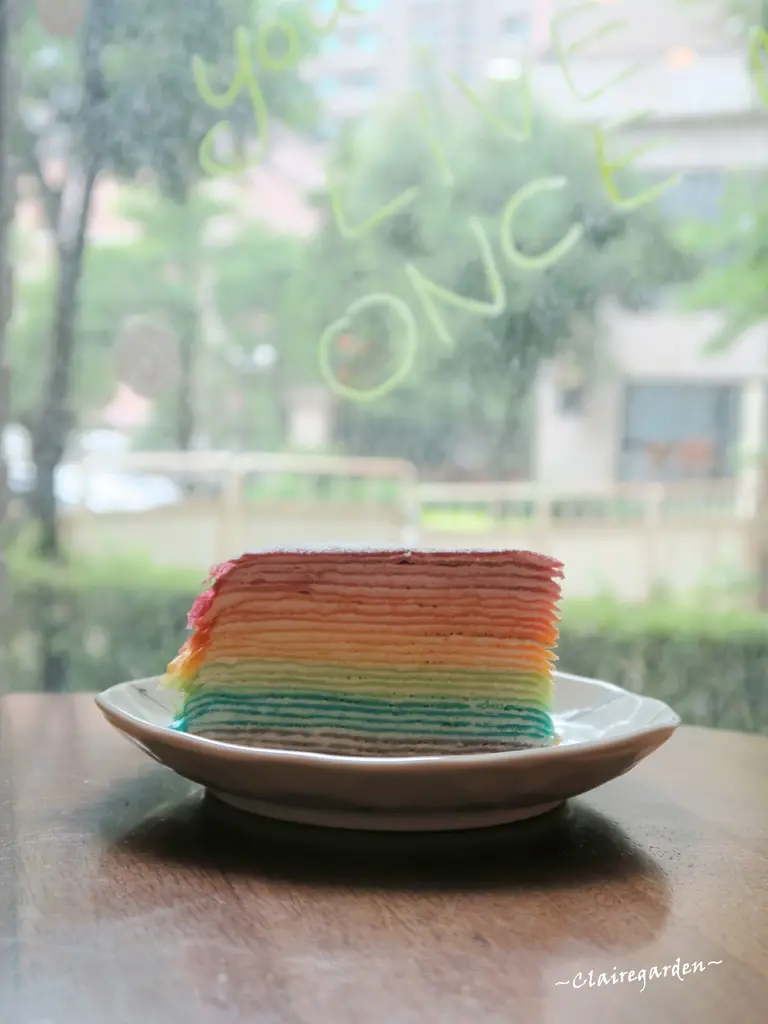 桃園 藝文特區 早午餐 袋鼠咖啡GEMI Cafe~抓到你了彩虹~千層蛋糕