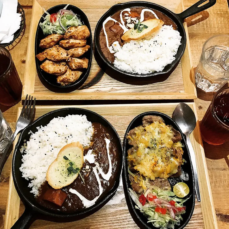 [Food2Taipei]南西六號公寓Nancy No.6 Apt│溫暖的鐵鍋咖哩 就在溫馨的小餐館中度過下班愉快的"食"光吧│捷運中山站三號出口