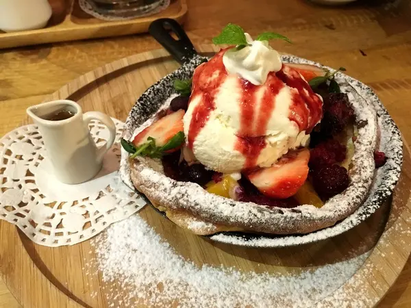 [Food2Taipei]南西六號公寓Nancy No.6 Apt│鐵鍋鬆餅-寵溺自己享受屬於自己的午後時光│捷運中山站三號出口(下午茶MENU)