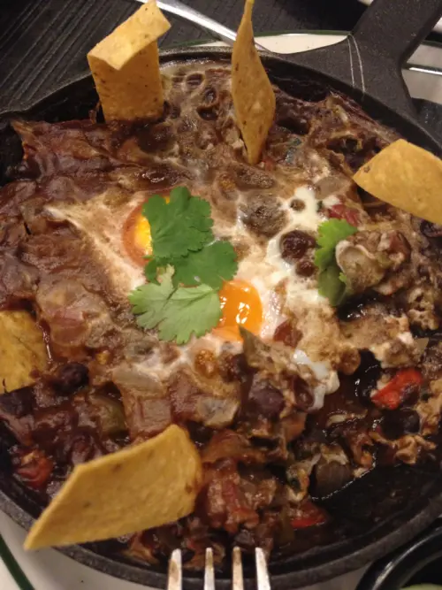 [南港]南港樂子三訪，繼續探索新菜色! 佬墨烤蛋早餐