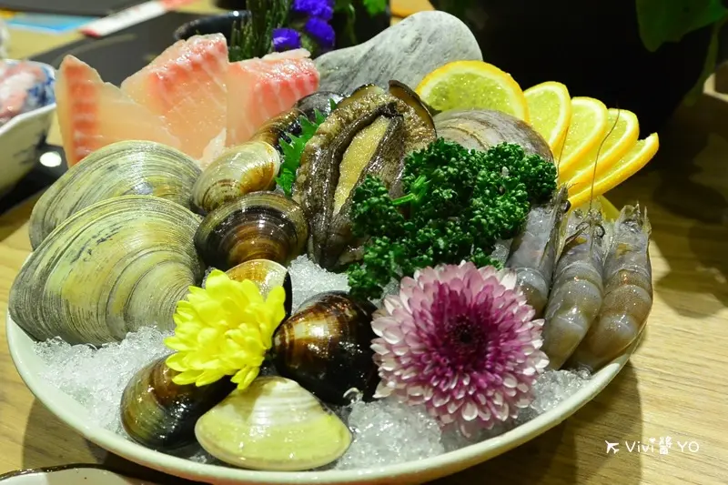 台北內湖區 捷運內湖、文德站 Tuan團緣Yuan精緻鍋物 內湖店 物美價廉活海鮮