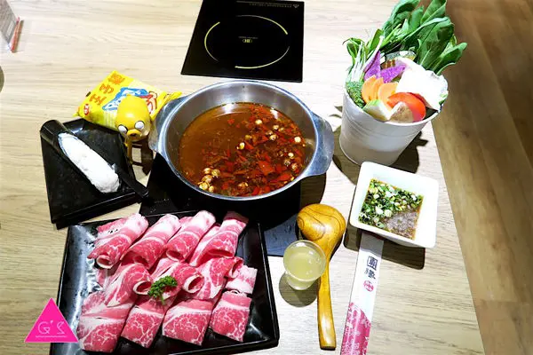 [ GS愛吃鬼 ] 內湖 Ｘ 團緣精緻鍋物 Ｘ活跳跳海鮮涮涮鍋