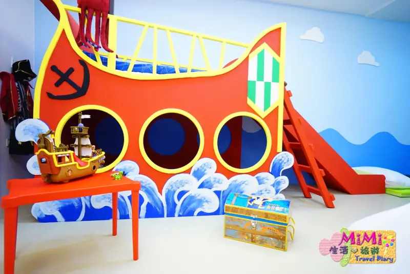 2015 宜蘭 童心園親子民宿 溜滑梯+小木馬+盪鞦韆 (近勝洋水草) 內附介紹小短片