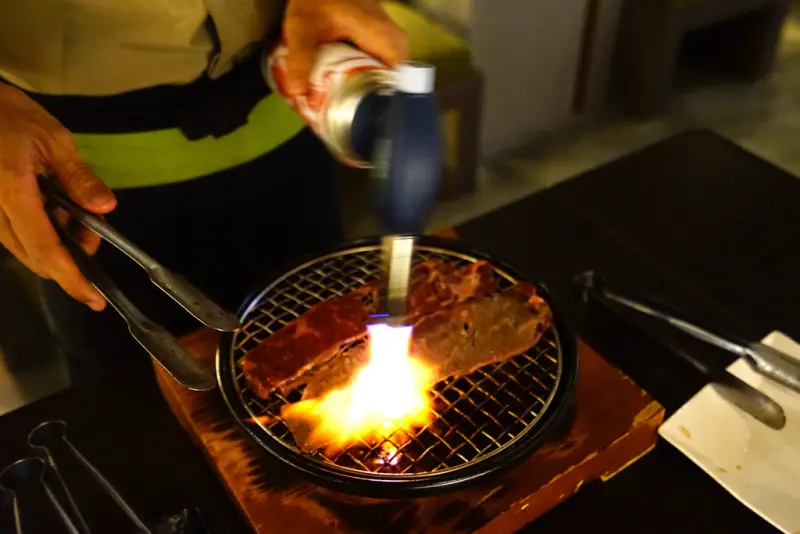 炙牛食創堂-很有創意的牛肉麵