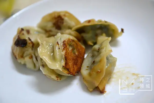 [高捷三多商圈美食] Nash 吃 文橫煎餃 地方高雄人的排隊早餐