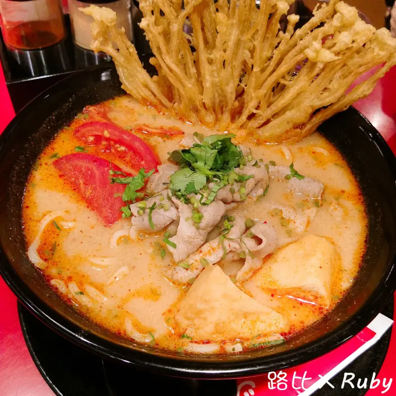 【台北市中正區 / 泰式料理 / 北車微風】瓦城大心令我驚豔連湯都喝個精光的好吃