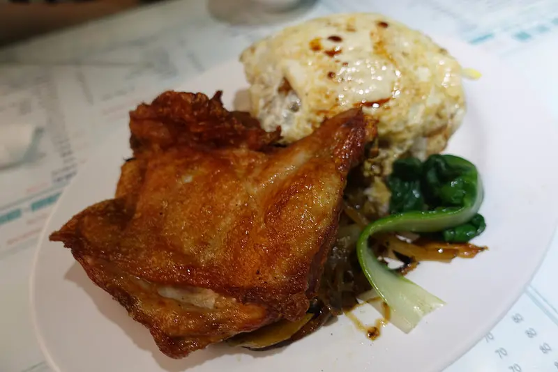 (胖樺食記)港式波蘿油好好味「萬芳冰室台北店」/捷運南京三民站推薦復古道地茶餐廳