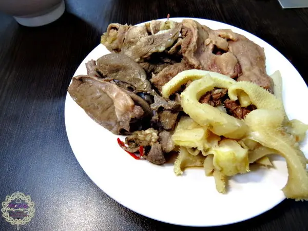 2015.04.20 -【高雄】小名羊肉爐268吃到飽　調整過藥材、湯頭變得好清爽的羊肉爐，就算在夏天吃也不用怕身體燥熱了❤