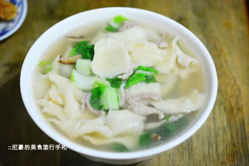 [台北文山] 京華小吃店 美味的麵疙瘩排骨飯 政大麵疙瘩美食推薦 新光路美食必吃食記網誌