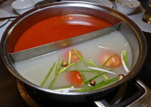 蜀國麻辣鴛鴦火鍋 麻辣鍋就是要夠辣才爽啊?!