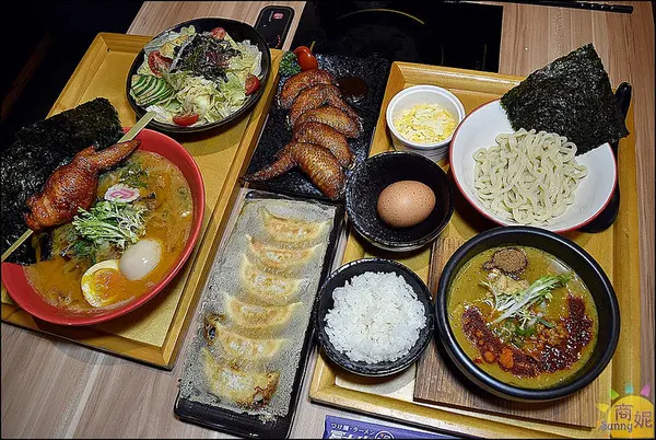 日本元祖沾麵新吃法!!富士山55沾麵。濃厚21度魚介豚骨高湯沾麵吃完再煮燉飯一麵多吃非常超值@商妮吃喝遊樂              