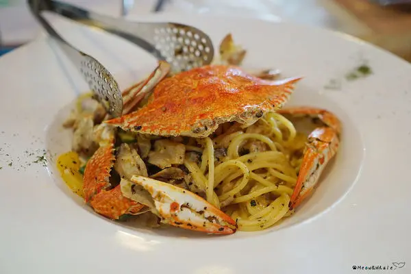 【台中．南屯區】Fresco Restaurant & Bar餐酒館近IKEA美式義式早午餐、下午茶、晚餐無縫接軌,晚上9點過後變身酒吧！