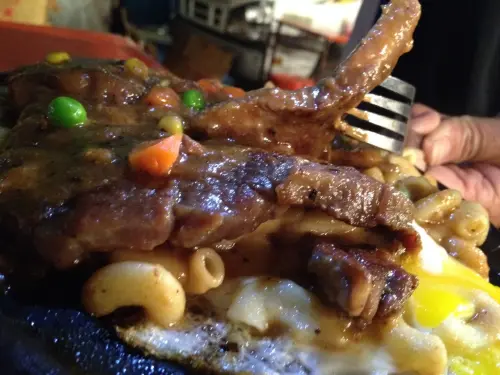 <小吃>紐西蘭牛排-陪伴許多人成長的在地老滋味              