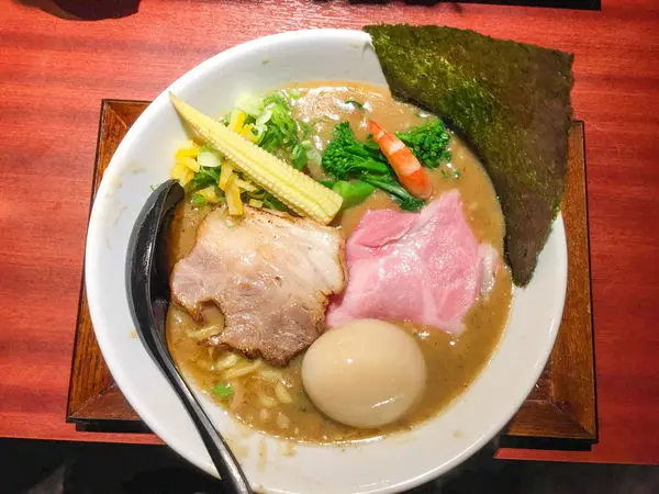 鬼金棒 - 濃厚豚骨魚介拉麵 & 老葛的博多豚骨拉麵