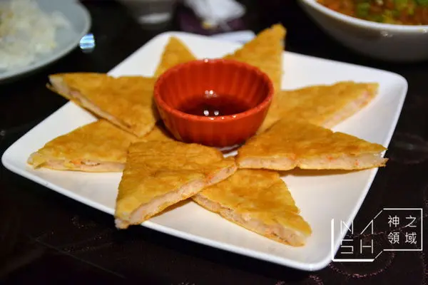 [高捷左營站美食] Nash 吃 泰悅軒 高鐵左營站旁的好吃泰式料理