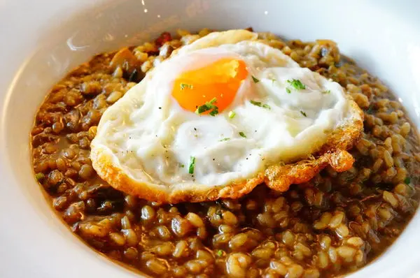 │食記│台北/捷運小巨蛋站-ALLEZ BISTRO餐館歐式小酒館│好友聚會X約會餐廳的好所在│