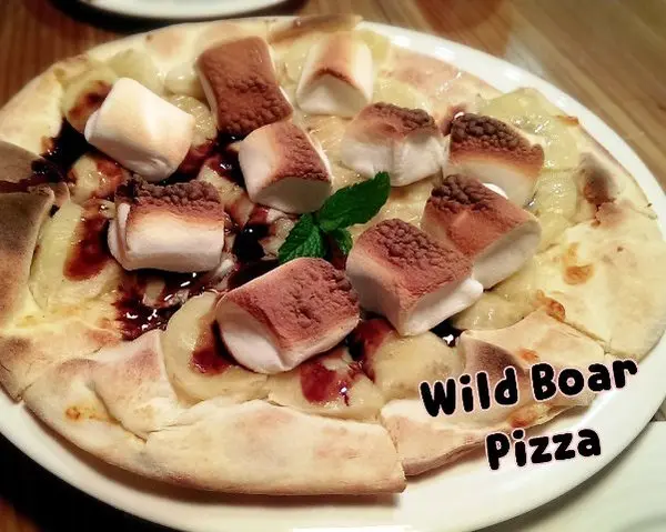 《中壢》Wild Boar野豬石窯披薩│窯烤棉花糖Pizzaღ ×鹹甜口味Pizza都美味～