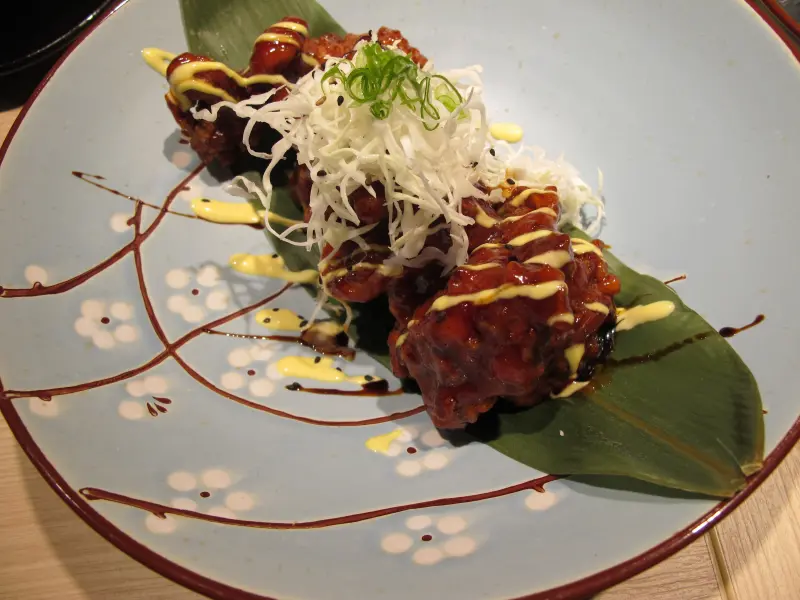 [食記] 天八日式居酒屋-忠孝店。生魚片壽司創意料理!下班小酌好去處!