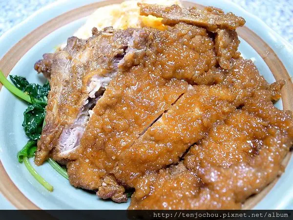 花花，甲飽沒【台北食記】赤峰街無名排骨飯 徐天麟推薦私房巷弄美食 捷運中山站