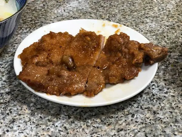 │食記│台北/赤峰街無名排骨飯│連觀光客都愛的家常味