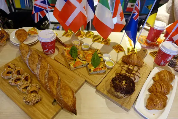 Bake Culture貝肯庄-南京三民麵包店，世界麵包分享日透過麵包去旅行，以平實的價格品嚐各國的特色料理