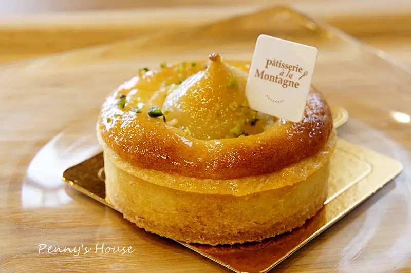 
【南投-甜點店】2015新開幕隱藏版甜點店- 蒙塔妮 Pâtisserie à la Montagne，高級歐式裝潢、百元精緻甜點/飲品，高檔食材、貴婦般享受。
