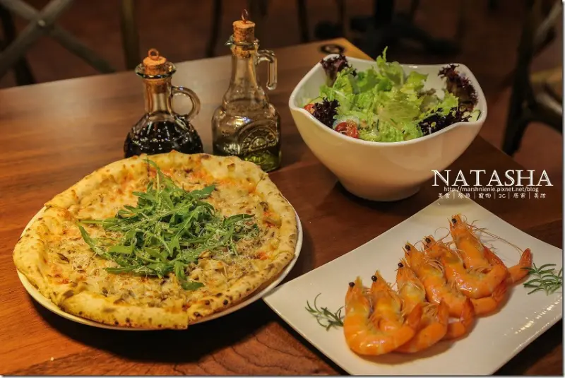 台北。大安│Omio Pizzeria~平價、食材新鮮豐富、口味眾多的高CP值PIZZA店推薦【寵物友善】