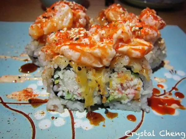 【台北美食推薦】izumi by sumi 湶 美味壽司卷 好像Lounge Bar的異國創意料理店 好想通通點上桌吶！！(信義區 日式料理 壽司捲）