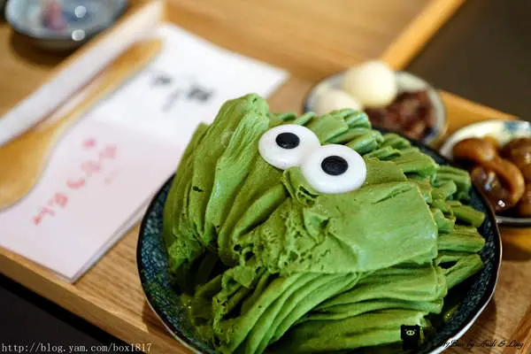 【台中。西區】路地 氷の怪物。超可愛萌系冰品。雪花綿綿冰超夯登場