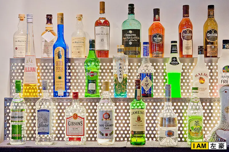 [食記] 高雄o新興區 Chess餐酒館 (海鮮BBQ & 酒品)