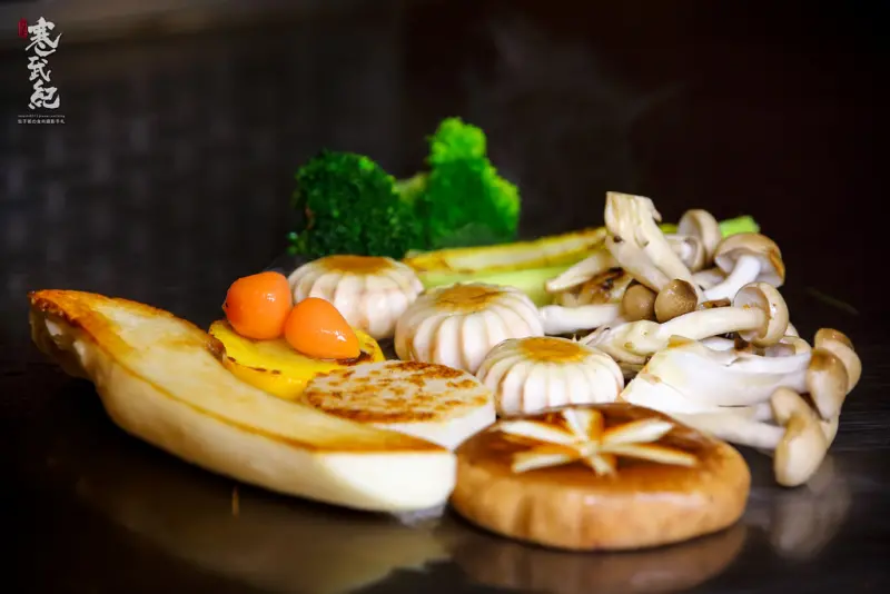 【中肯‧食記】江雁塘新時尚鐵板燒｜阿峻鐵板特餐‧寶島當季食材‧蔬食為始，茶品結尾，經典呈現！