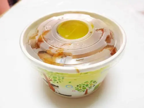 【新莊】30元焢肉飯-俗又大碗，絕無僅有的價格