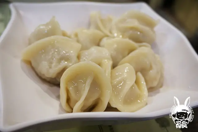 【台菜】台北信義 好餃子 皮薄餡多滋味好 塊頭大餡多汁
