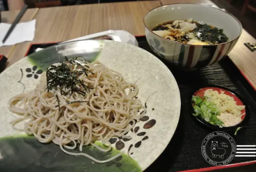 台中 西屯區。 純そば処信州王滝-有賣酒的日本蕎麥麵專門店