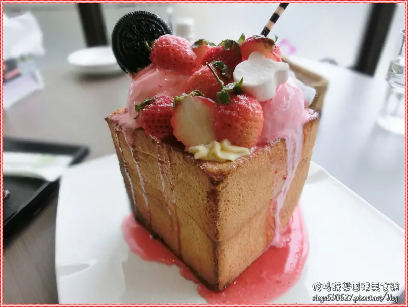 《美食推薦》「艾提咖啡館 桃園中正店」義大利麵．焗烤．創意料理．蜜糖吐司．鬆餅 體驗分享