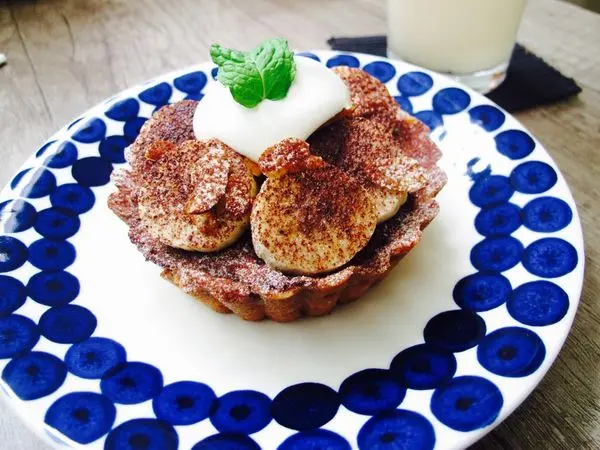 捷運松江南京 ✿ 儲房咖啡館 ✿ 可以買花 可以喝咖啡的優雅咖啡廳~