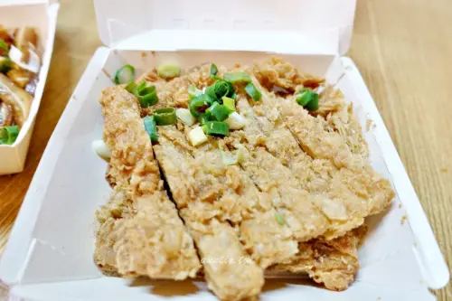 【台中】風飛沙小吃 必點超酥脆炸豆皮 神岡隱藏版小吃店 - 水晶安蹄 不務正業過生活