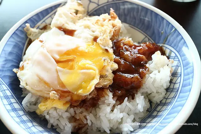 【宜蘭早餐】阿德早午餐｜台灣味的早點縣長套餐油飯乾麵魯肉飯