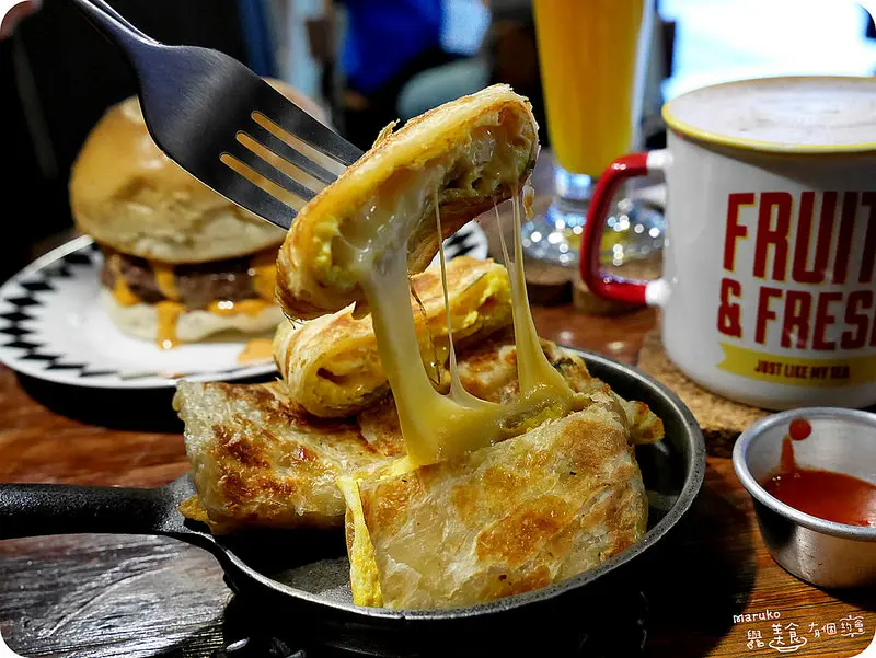 【Maruko最愛早午餐】GURU HOUSE超邪惡三種起司鐵板厚夾蛋餅早午餐。台北西門商圈