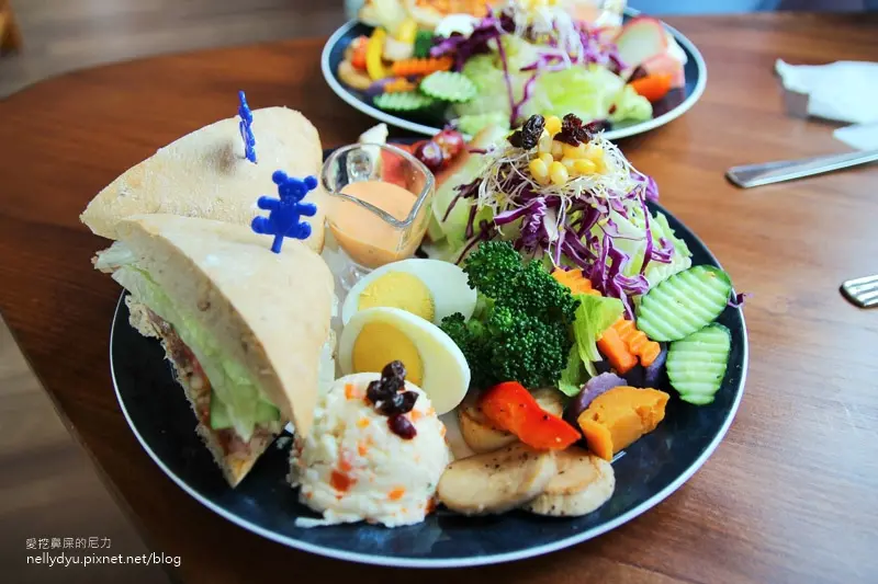 吃-楠梓。聽見花開Blooming，舒適鄉村氣息品味輕食餐點