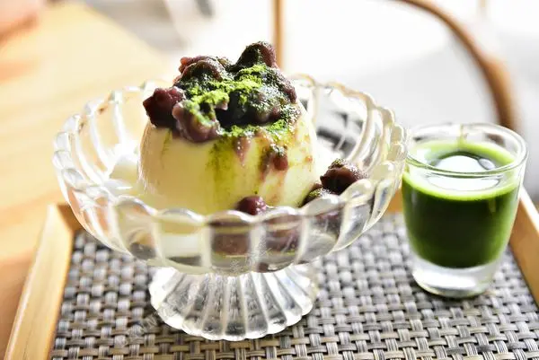 [台中西區美食]草悟道週邊冰品推薦，選用100%台灣黃豆用心製作的消暑冰品 -- 美軍豆乳冰