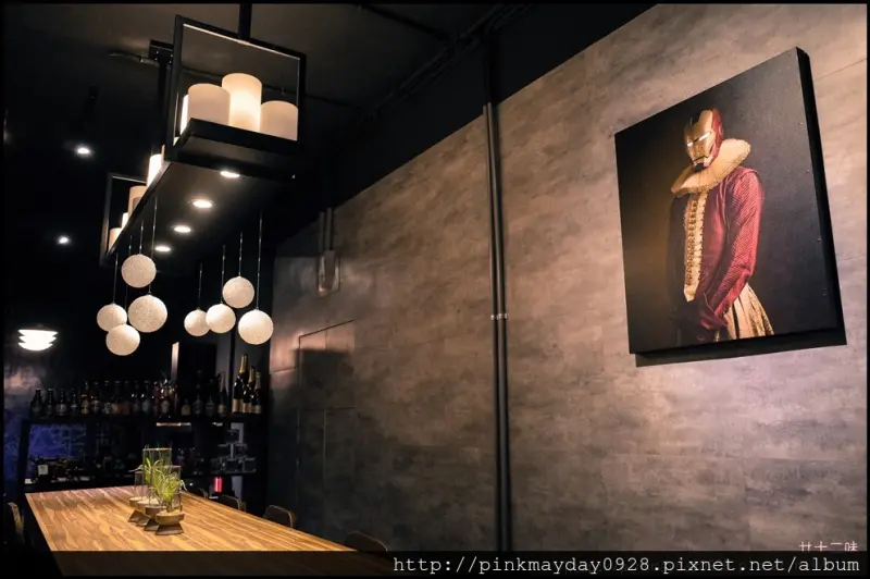 ✿高雄✿ 藝術x咖啡 令人喜愛的Lounge氛圍咖啡館 店家創意咖啡口味還有獨家水果釀 ➜ 廿十二味