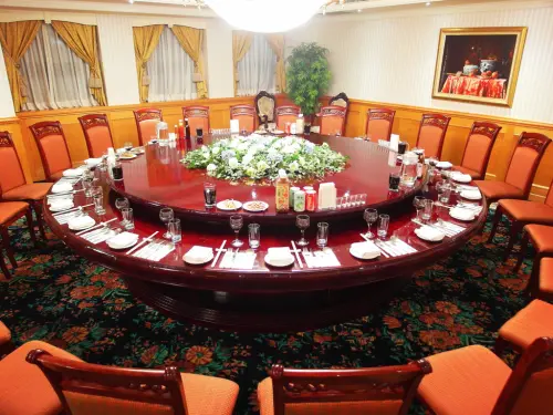 【好吃】台北松山-揭開*台塑招待所*的神秘面紗~好吃巨無霸牛排