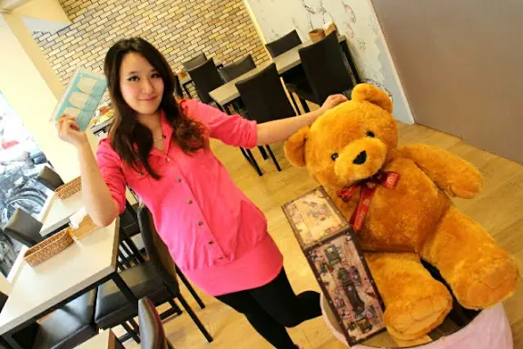 凱麗米-遇見彩虹防曬乳