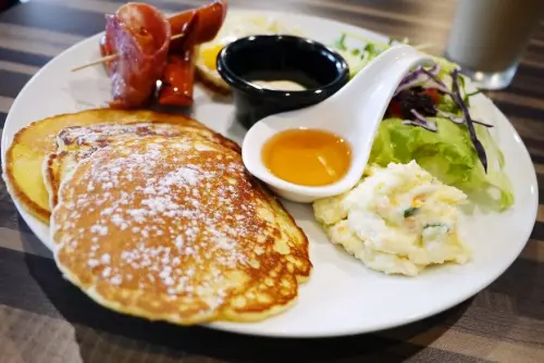 【新北】板橋 午號出口Brunch 捷運江子翠站新開幕輕食‧早午餐！早餐也能吃到pancake♥♥♥